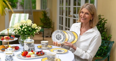 Isabelle von Boch holding Audun plates 