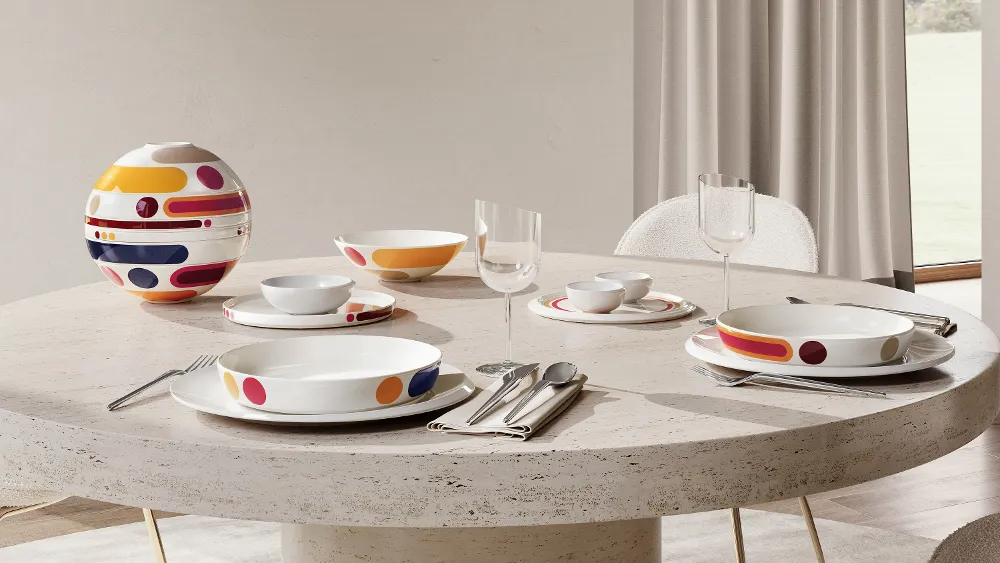 （レア）　Villeroy & Boch 陶器のタイル　お花のデザイン　ドイツ製 どこで 買える かホビー・楽器・アート - （レア） Villeroy