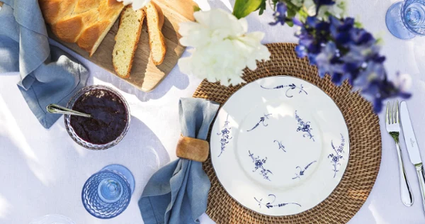 Villeroy & Boch Old Luxembourg plate on a summery table setting A summery table with a plate from the Villeroy & Boch Old Luxembourg collection and Boston glasses.