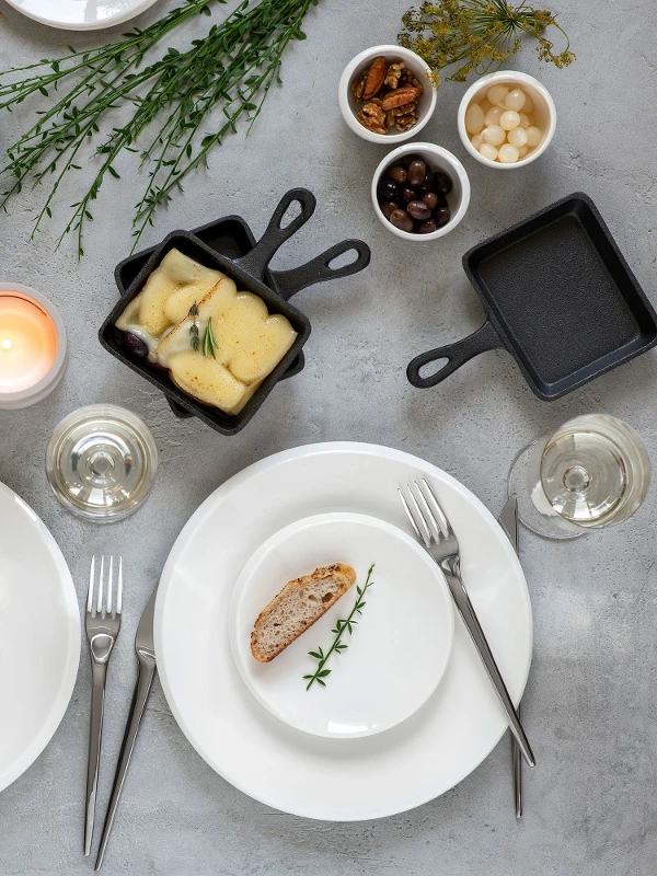 White NewMoon plates from Villeroy & Boch for eating raclette.