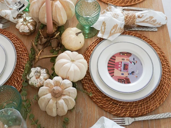 Design Naif and Boston Green Fall Table Setting Design Naif collection paired with Boston Green glassware on an elegant fall table setting.