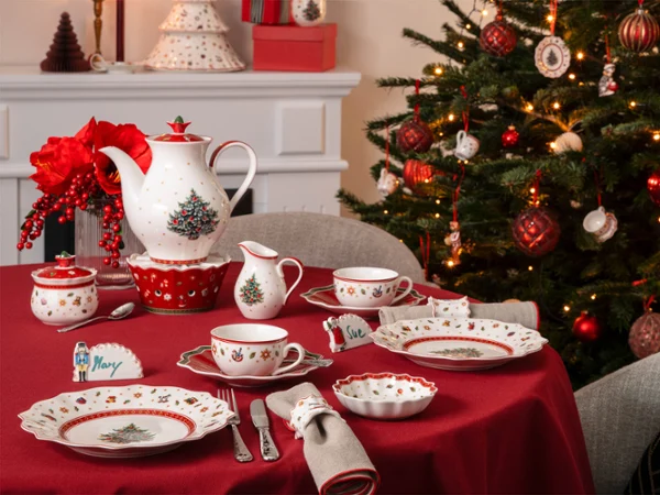 Christmas dinnerware: Villeroy & Boch Toy's Delight